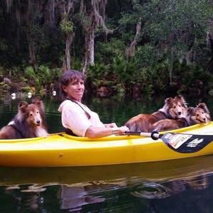 Meet your Posher, Cynthia